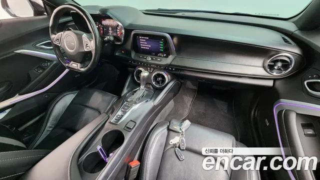 Chevrolet Korea Camaro — интерьер