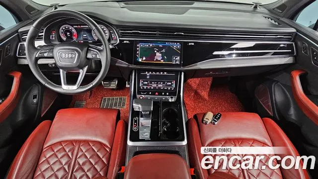 Audi SQ7 — интерьер