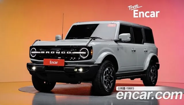 Ford Bronco — экстерьер