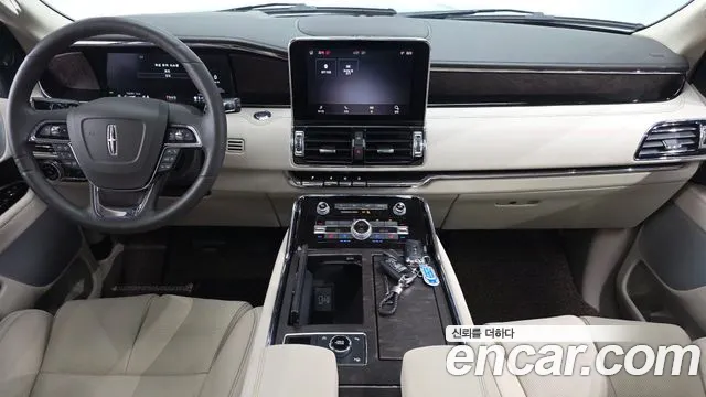 Lincoln Navigator — интерьер