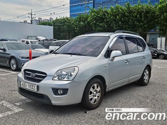 Kia Carens — экстерьер