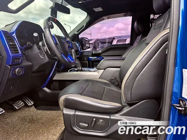 Ford F-150 — интерьер