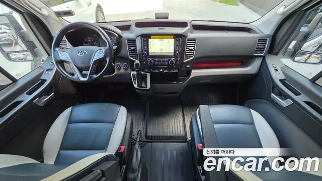 Hyundai Solati — интерьер