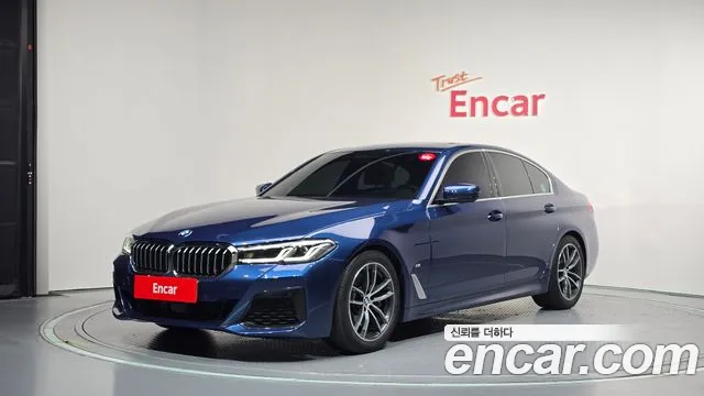 BMW 5 серия — экстерьер