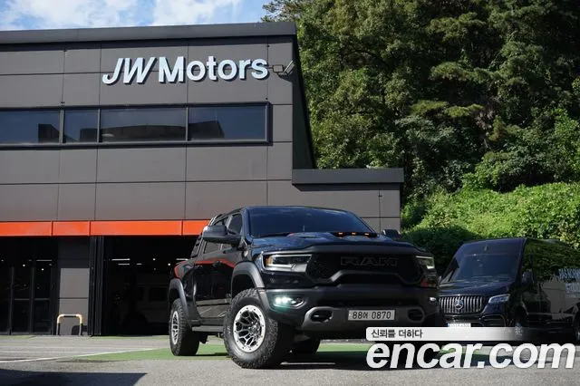 Dodge Ram Pickup — экстерьер