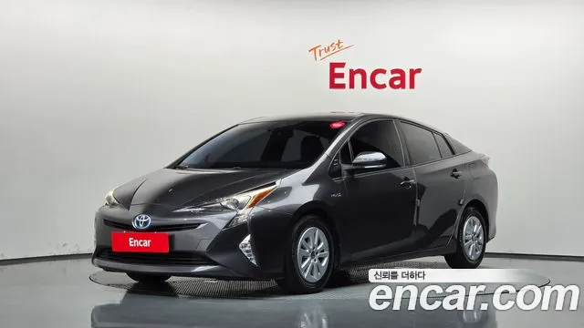 Toyota Prius — экстерьер