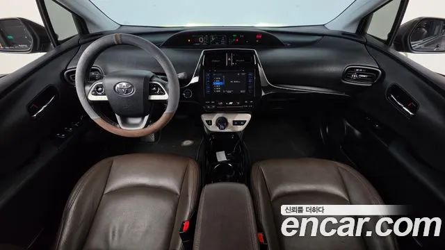 Toyota Prius — интерьер