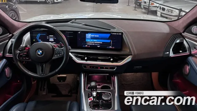 BMW XM — интерьер