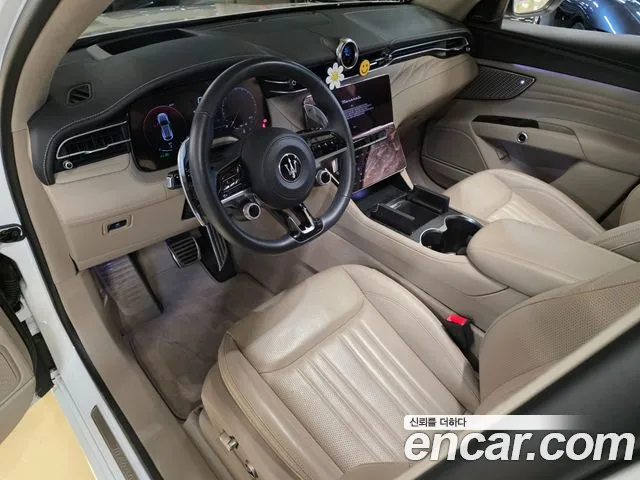 Maserati Grecale — интерьер