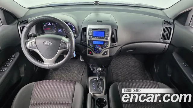 Hyundai i30 — интерьер