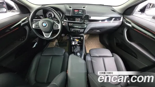 BMW X2 — интерьер