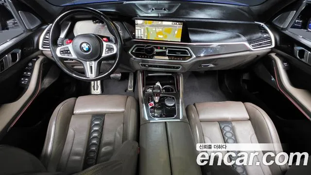 BMW X5M — интерьер