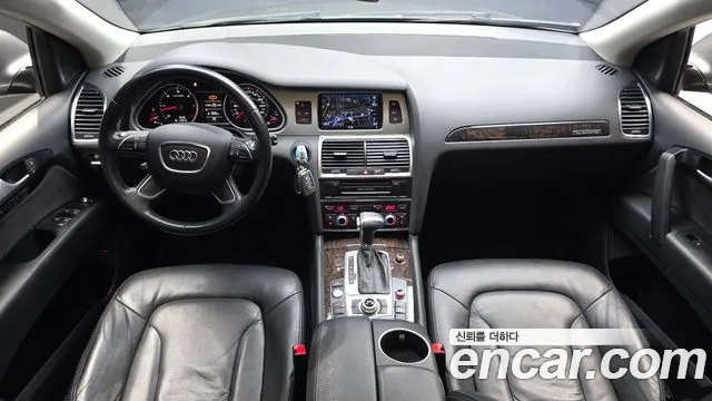 Audi Q7 — интерьер