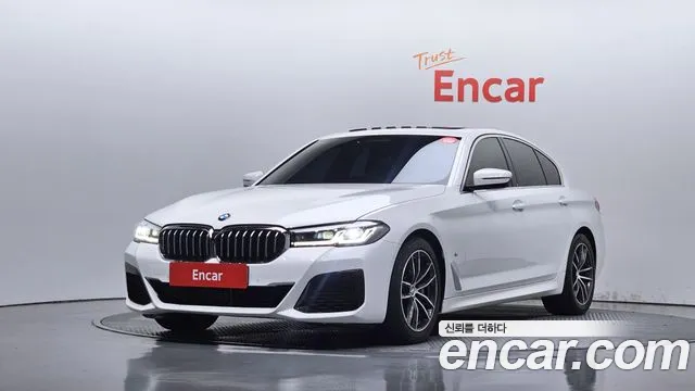 BMW 5 серия — экстерьер