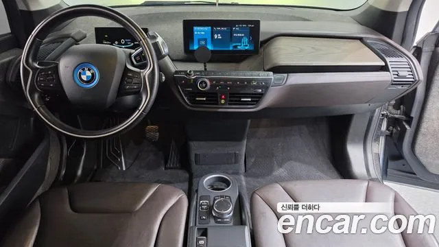 BMW i3 — интерьер