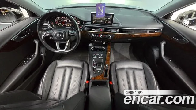 Audi A4 — интерьер