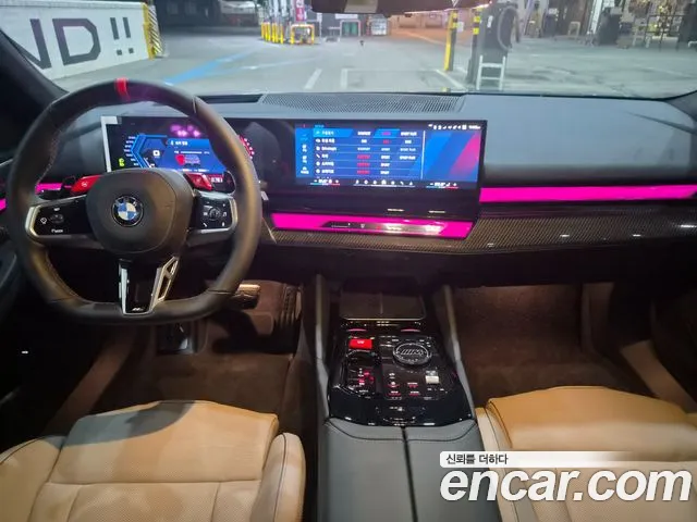 BMW M5 — интерьер