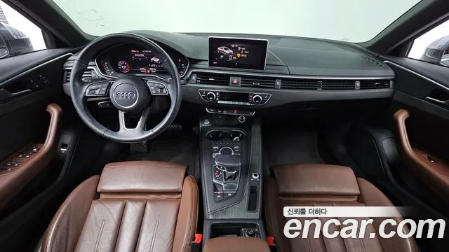 Audi A4 — интерьер