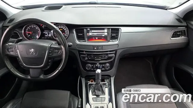 Peugeot 508 — интерьер