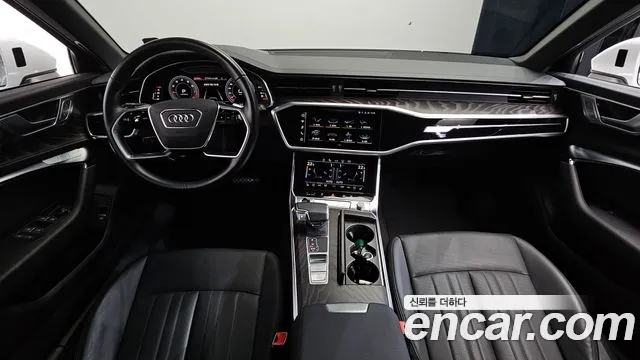 Audi A6 — интерьер