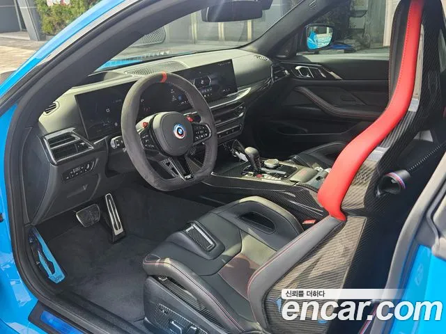 BMW M4 — интерьер