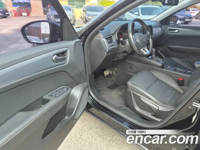 Renault Korea XM3 — интерьер