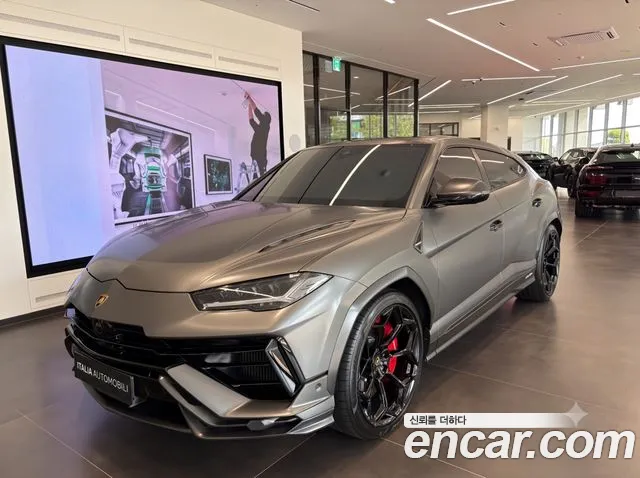 Lamborghini Urus — экстерьер