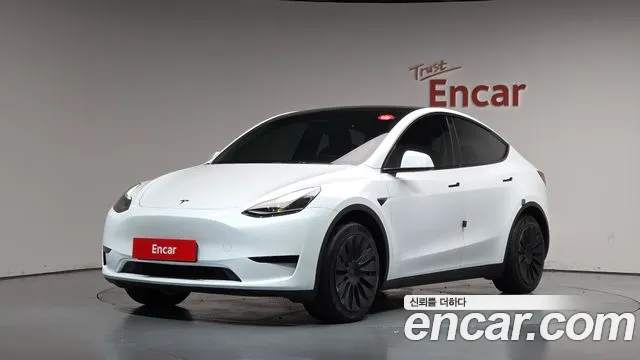 Tesla Model Y — экстерьер