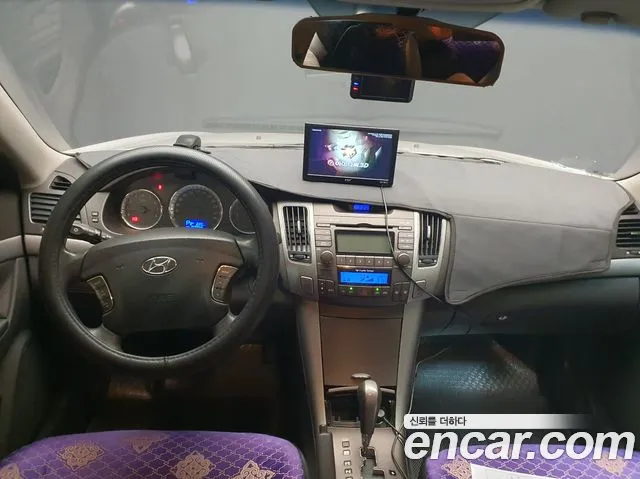 Hyundai Sonata — интерьер