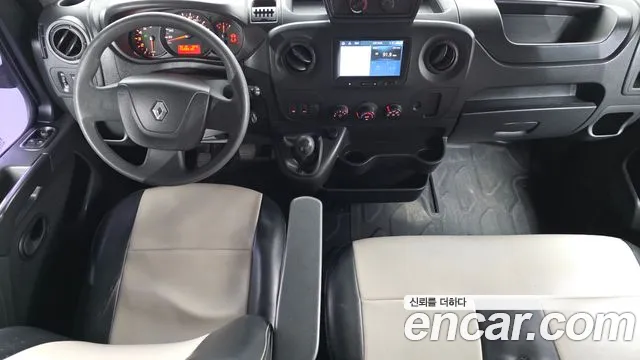Renault Korea Master — интерьер