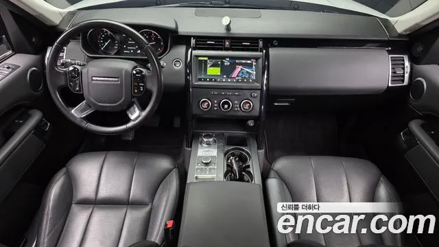 Land Rover Discovery — интерьер