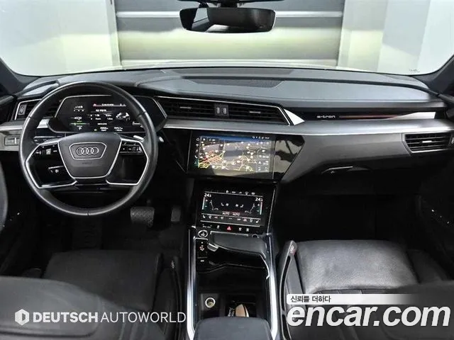 Audi e-tron — интерьер
