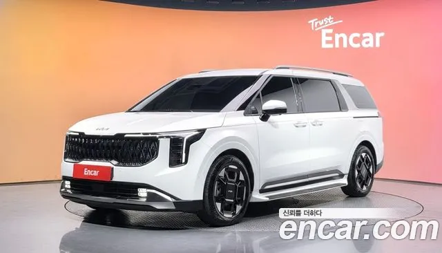 Kia Carnival — экстерьер