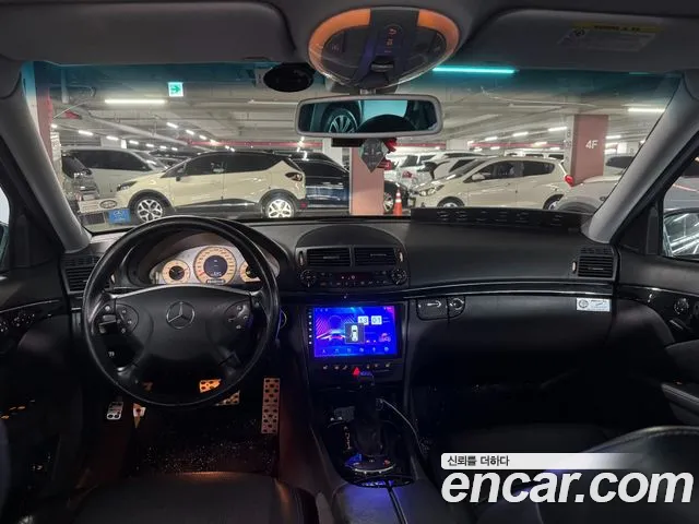 Mercedes-Benz E-класс — интерьер