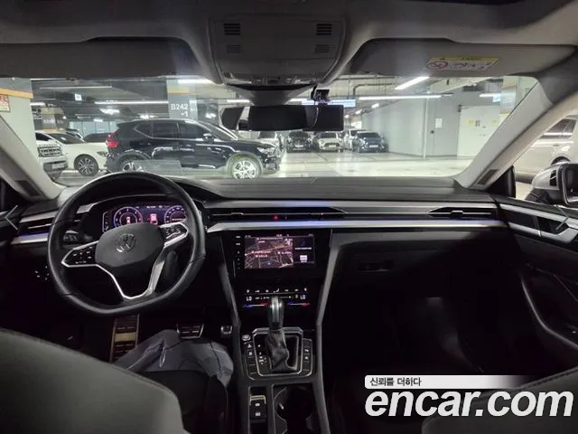 Volkswagen Arteon — интерьер