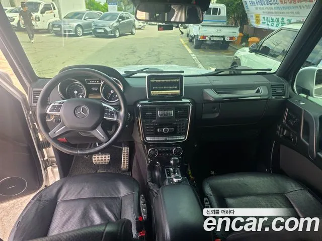 Mercedes-Benz G-класс — интерьер