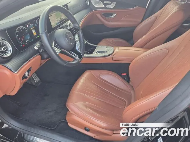 Mercedes-Benz CLS-класс — интерьер