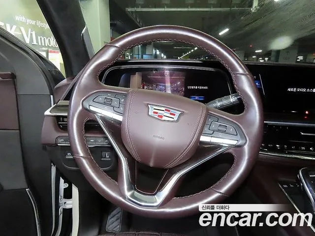 Cadillac Escalade — интерьер