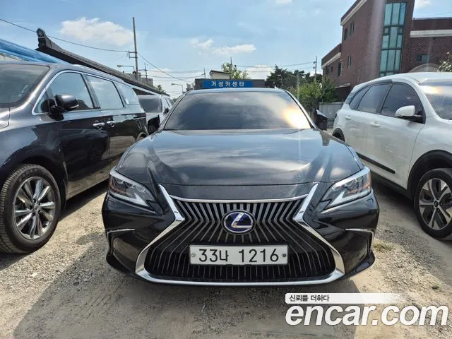 Lexus ES — экстерьер