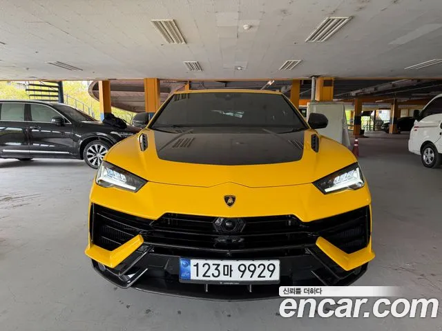 Lamborghini Urus — экстерьер