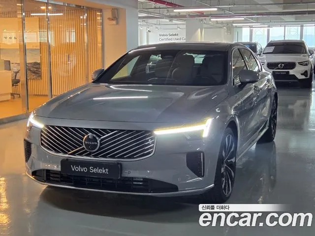 Volvo S90 — экстерьер