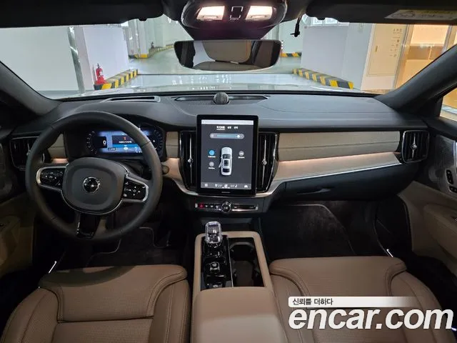 Volvo S90 — интерьер
