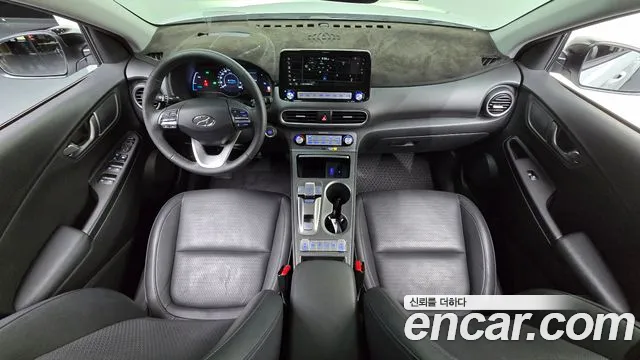 Hyundai Kona — интерьер