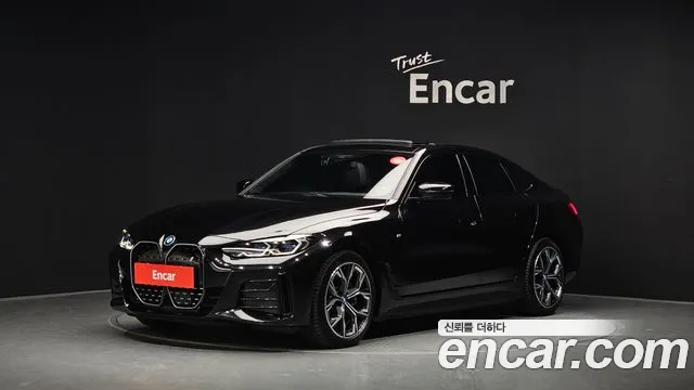 BMW i4 — экстерьер