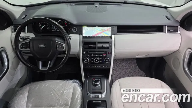 Land Rover Discovery Sport — интерьер