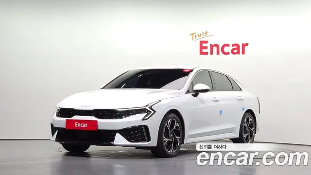 Kia K5 — экстерьер