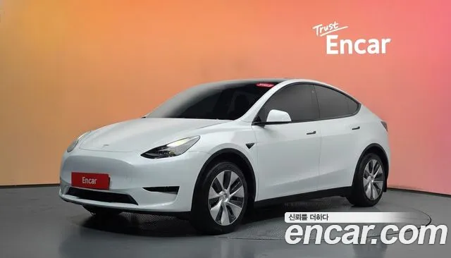 Tesla Model Y — экстерьер