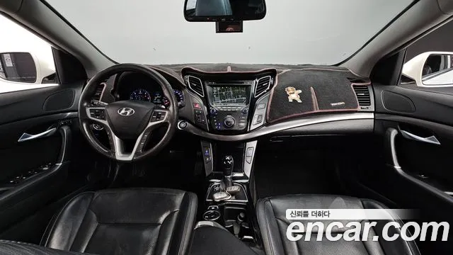 Hyundai i40 — интерьер