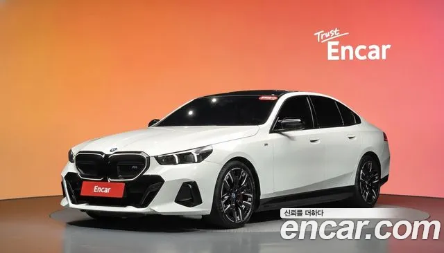 BMW i5 — экстерьер