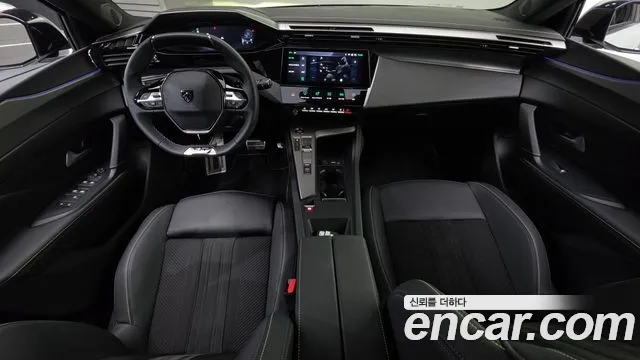 Peugeot 308 — интерьер